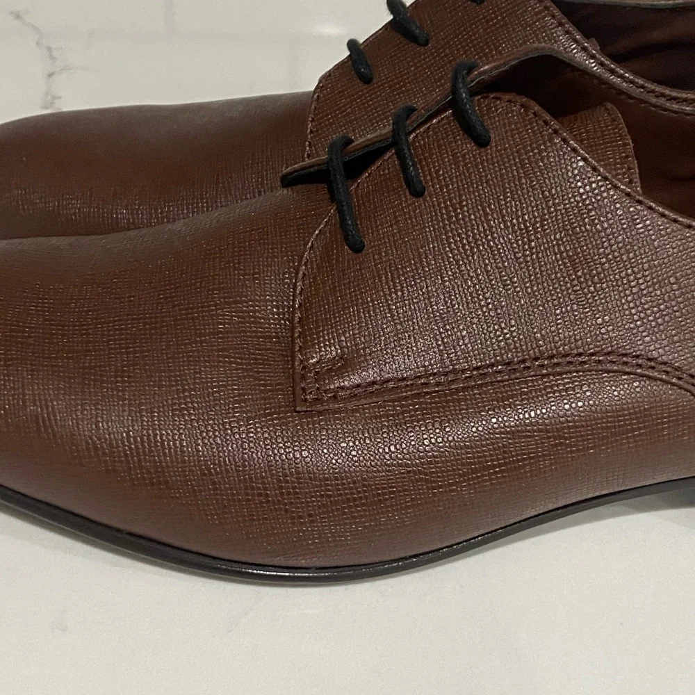 BP Derby Mens Size 10.5 Brown Textured Leather Plain Toe Dress  Shoes New